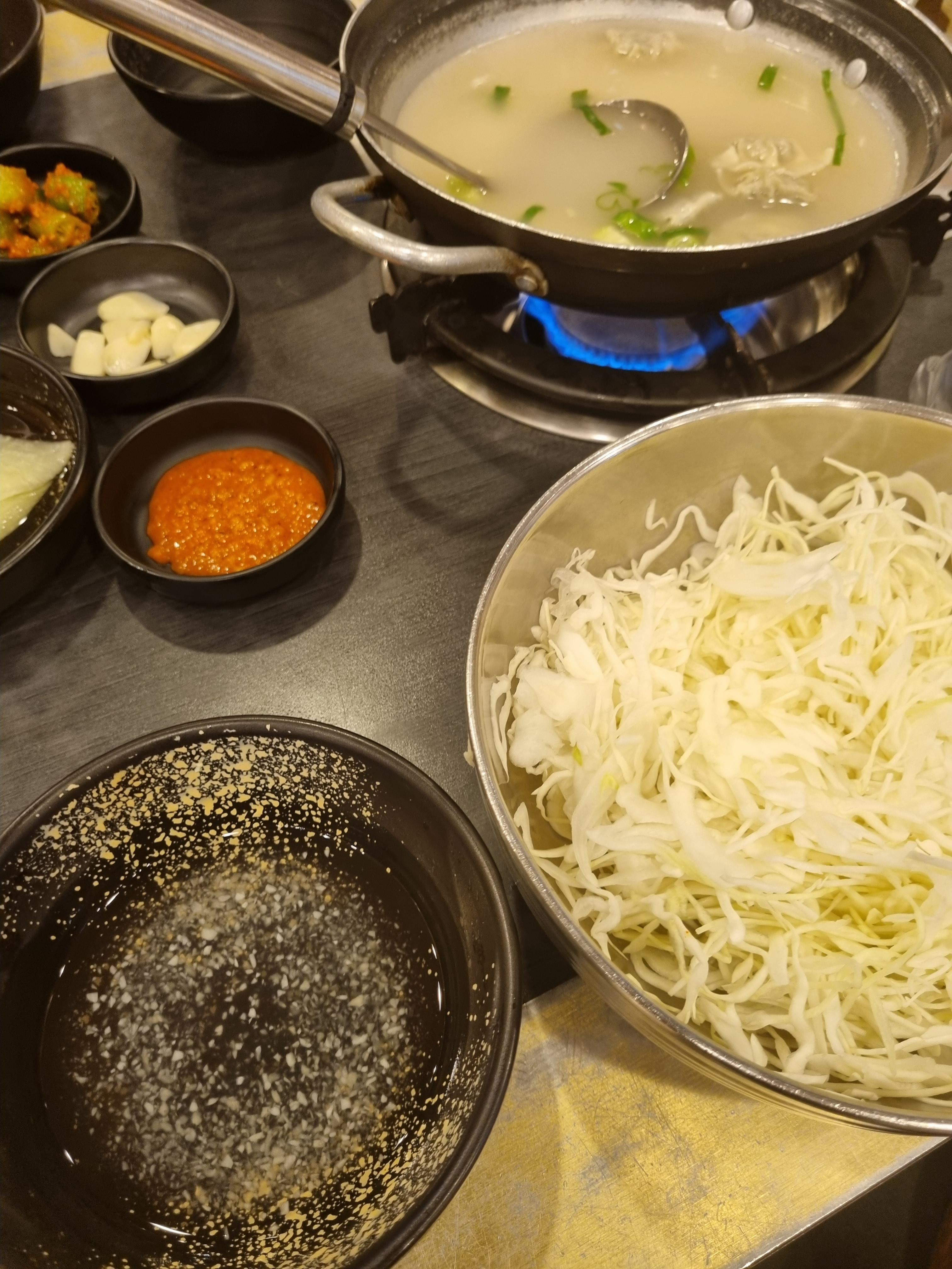 만족오향족발