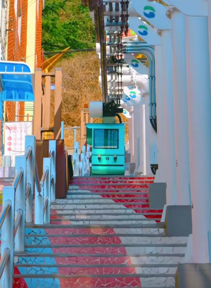 소망계단 모노레일 사진