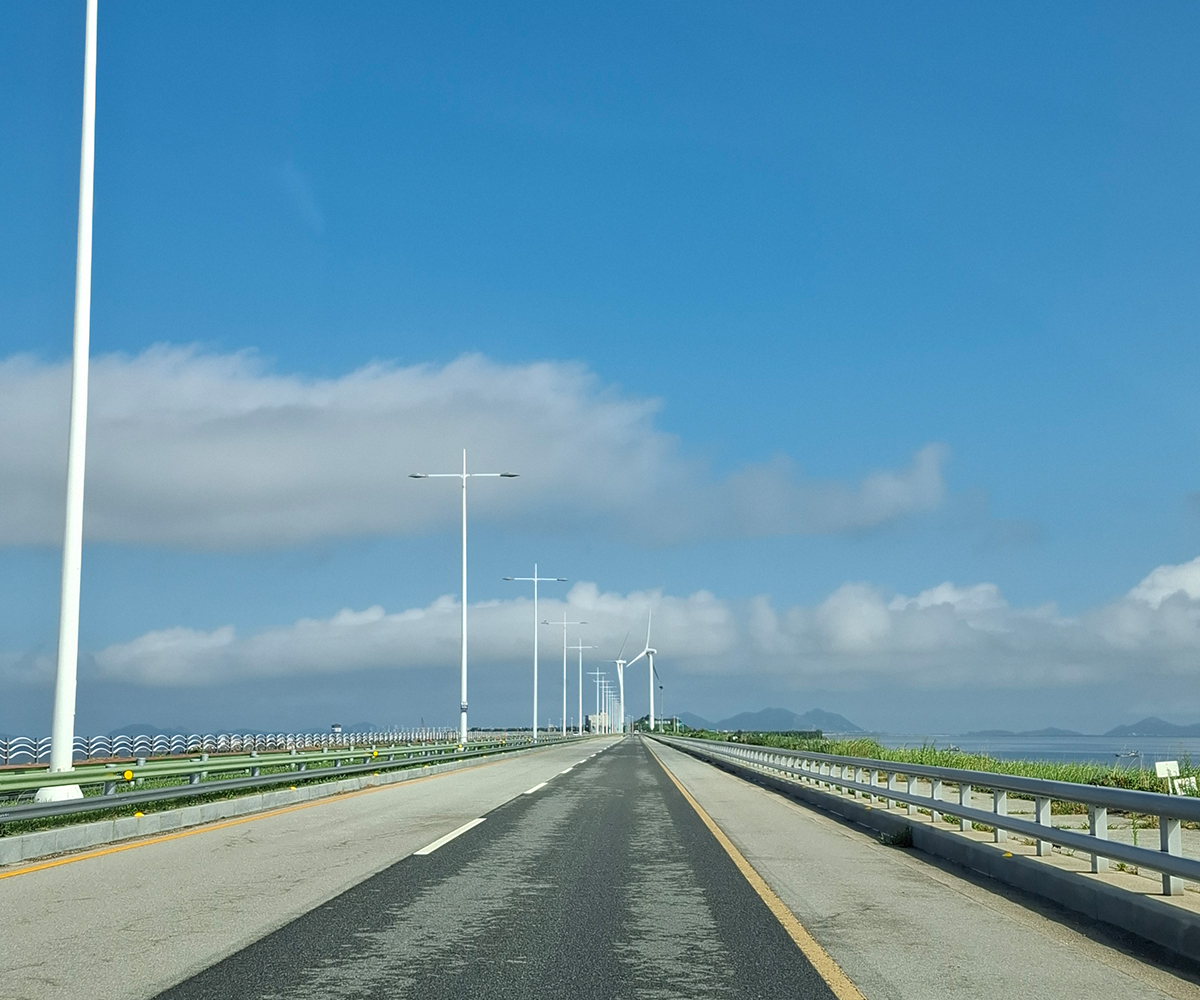 부안에서 군산으로 넘어가는 새만금 길