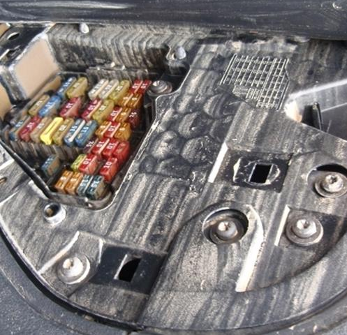 퓨즈박스 교체여부