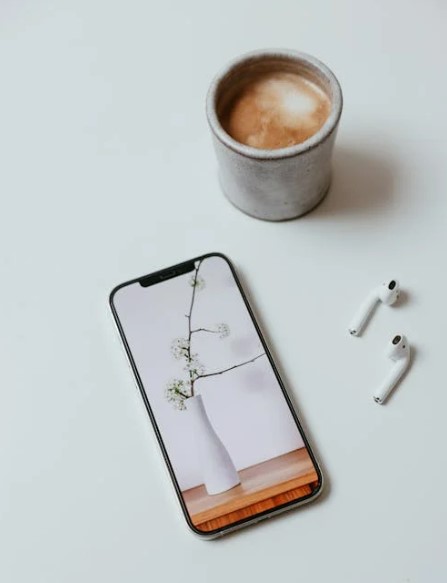 블루투스 이어폰 연결법 완벽 가이드 - 스마트폰&amp;#44; 노트북&amp;#44; 오류 해결까지 총정리