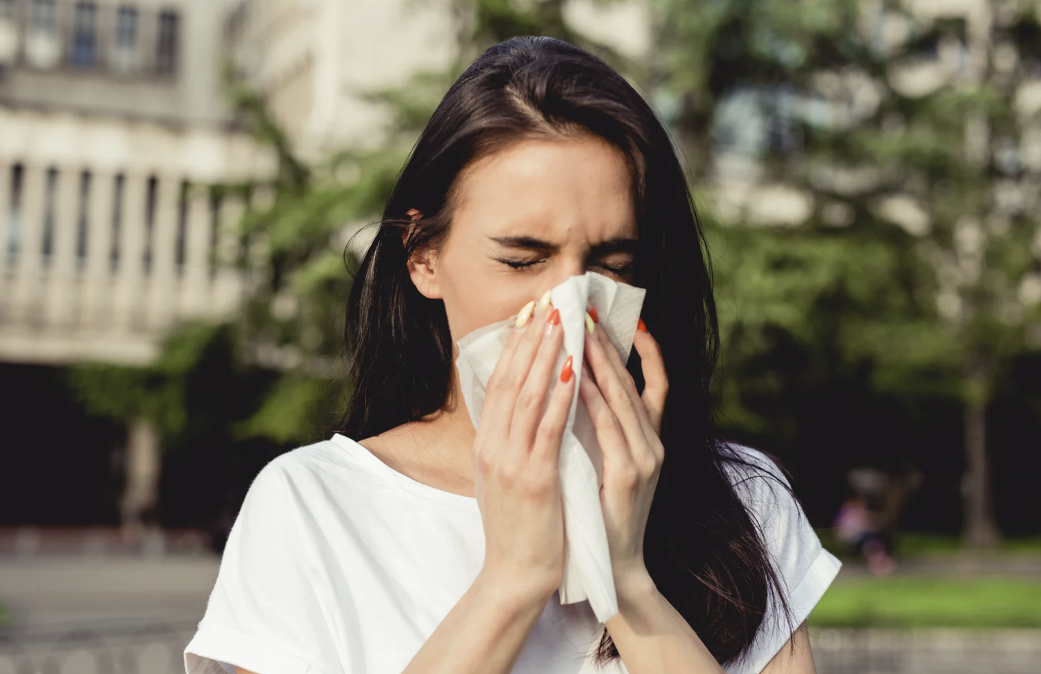제체기 하는 여자