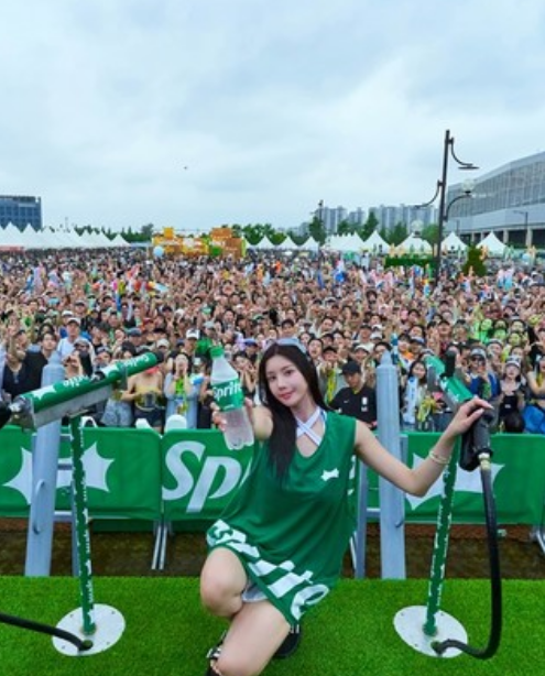 2024 워터밤 여신 지원 등장