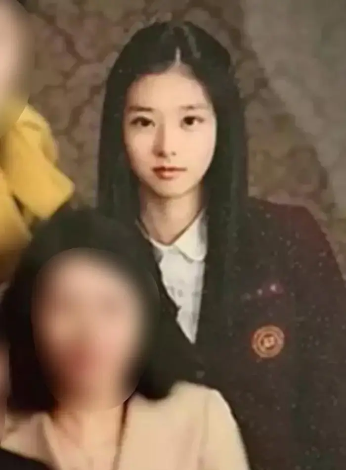 이주빈