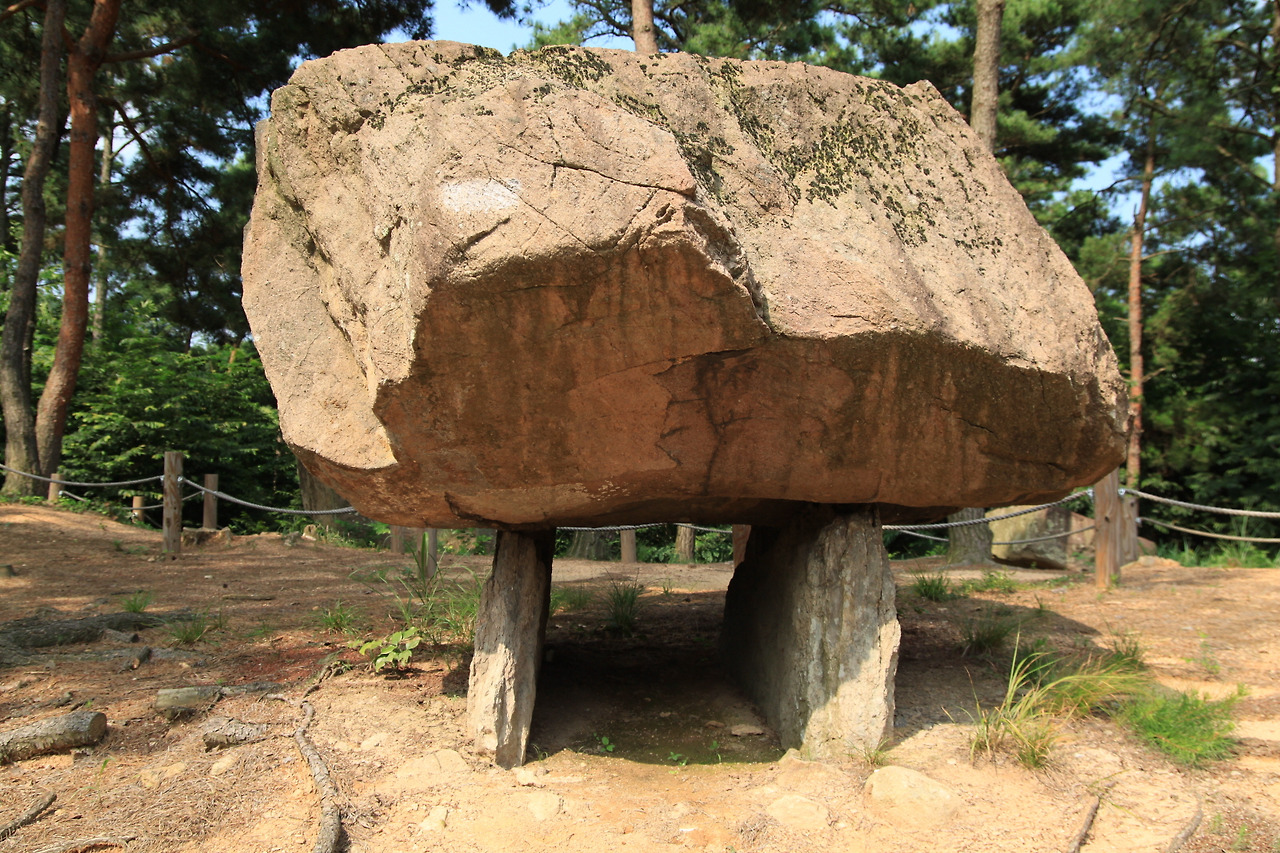 고인돌유적 관련사진