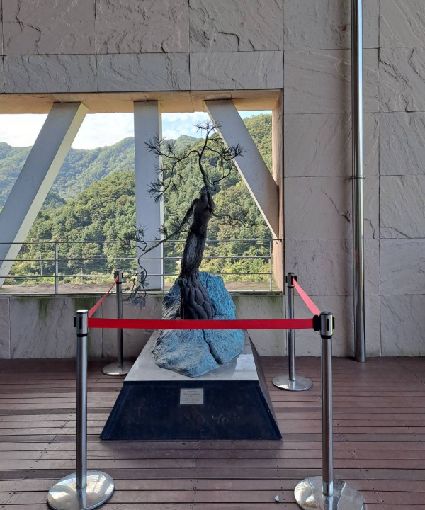 필그림하우스 테라스 조형물