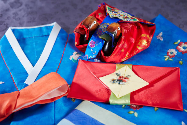 무료로 참여 가능한 외국인 전용 한국 전통 혼례 메이크업 체험