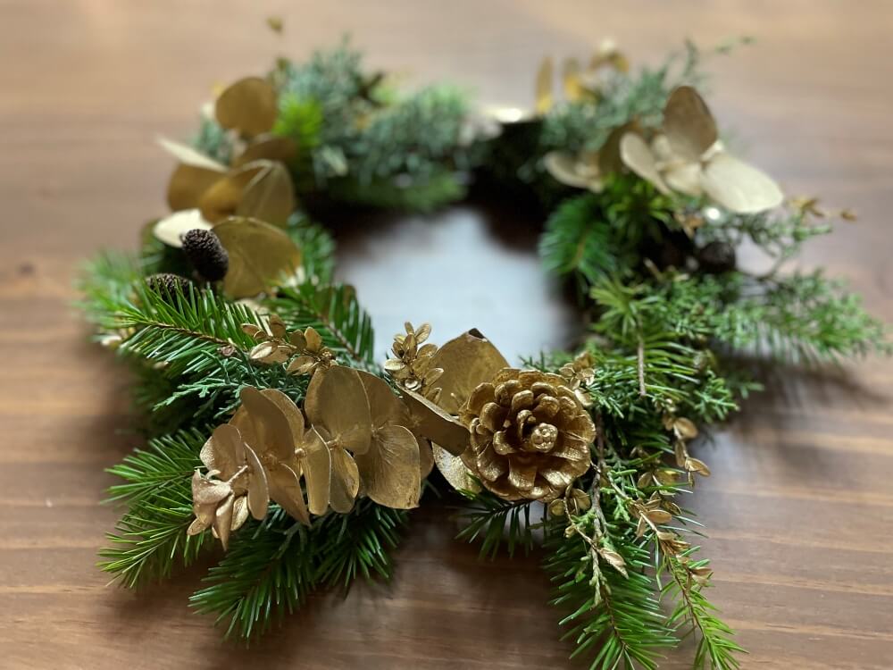 꾸까 크리스마스 리스 키트 - 완성 근접 모습