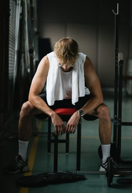운동선수가 멘탈을 잡기위해 노력하고 있다.