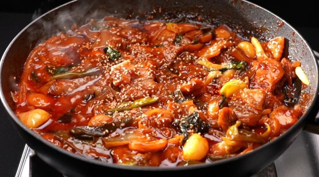 류수영 제육볶음
