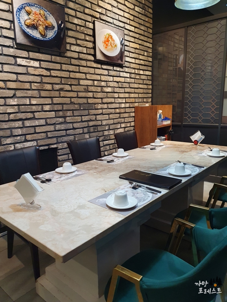 천미미 신사역 내부