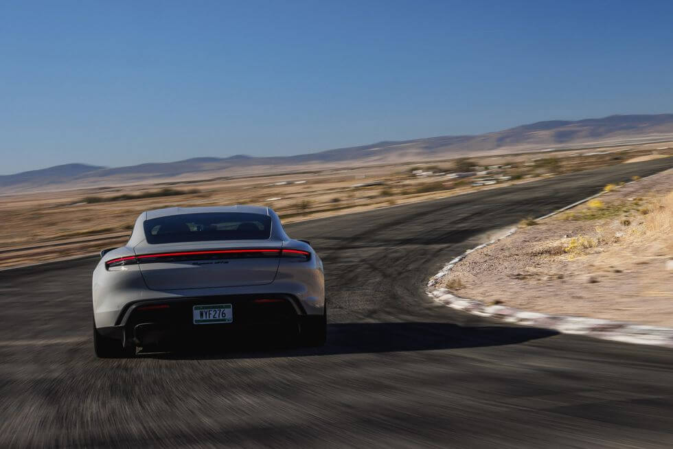 2024 포르쉐 타이칸