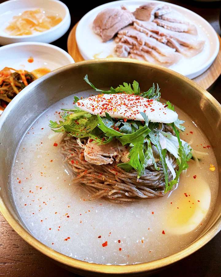생활의달인 메밀 막국수 & 편육 수육 원주 50년 전통 노포 막국숫집 은둔식달 오늘 방송 맛집 정보