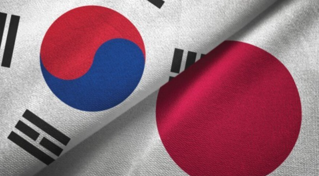 한국,일본 국기 사진