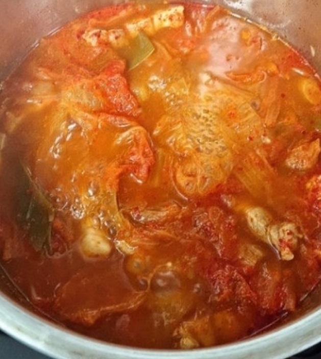 신사강정육점-김치찌개-포장-밀키트