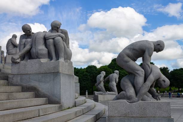 Vigeland 공원에있는 인물, 영성의 개념 현대조각