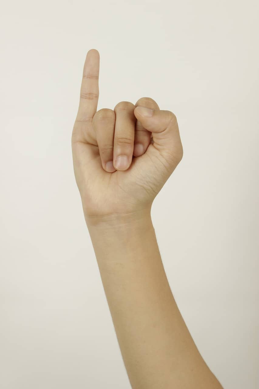 새끼손가락이 욕이라고요? - 나라별 제스처 문화 충돌