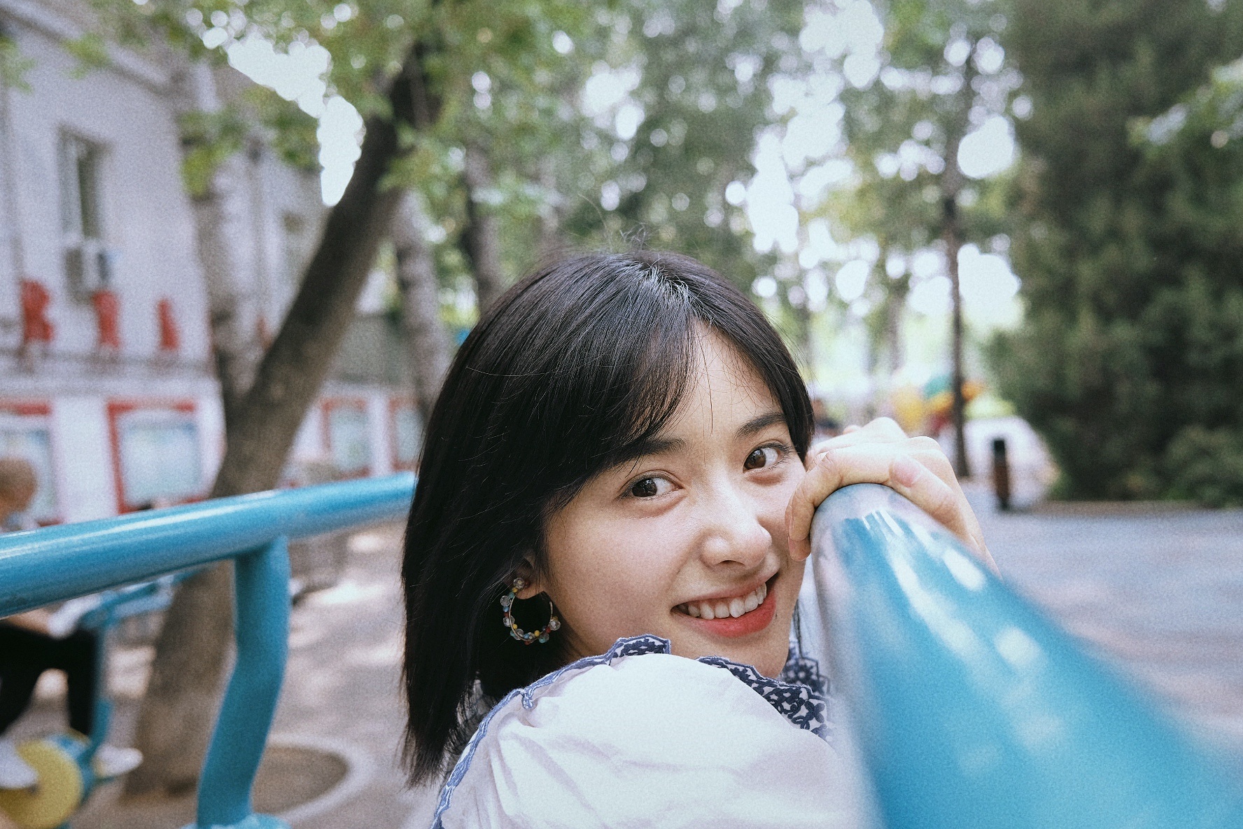 [중드] 프로필 심월 드라마추천 - 개화소녀만, 아적반파남우, 기지적상반장, 아친애적소결벽, 아호희환니, 칠월여안생