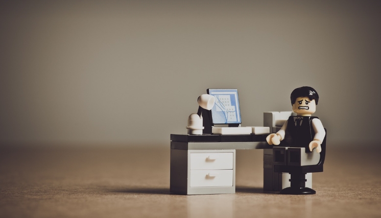 실내 공기 조도와 뇌의 각성 리듬: 빛이 수면보다 강한 이유