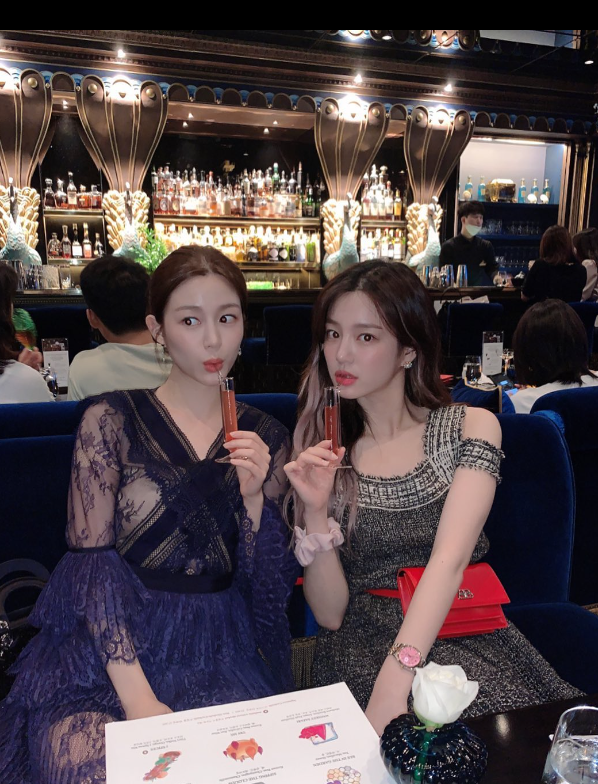 이다인과 이유비