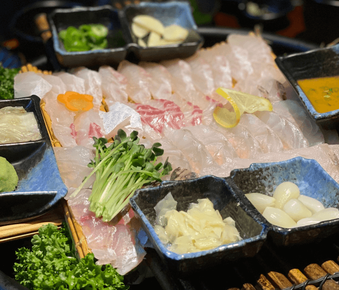 토밥즈 토요일은 밥이 좋아 회 딱새우 강남