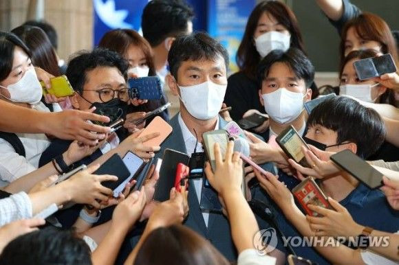 이복현 전 금감원장 업무추진비 의혹 총정리: 미슐랭 10인 식사의 진실과 정보공개 소송 결과