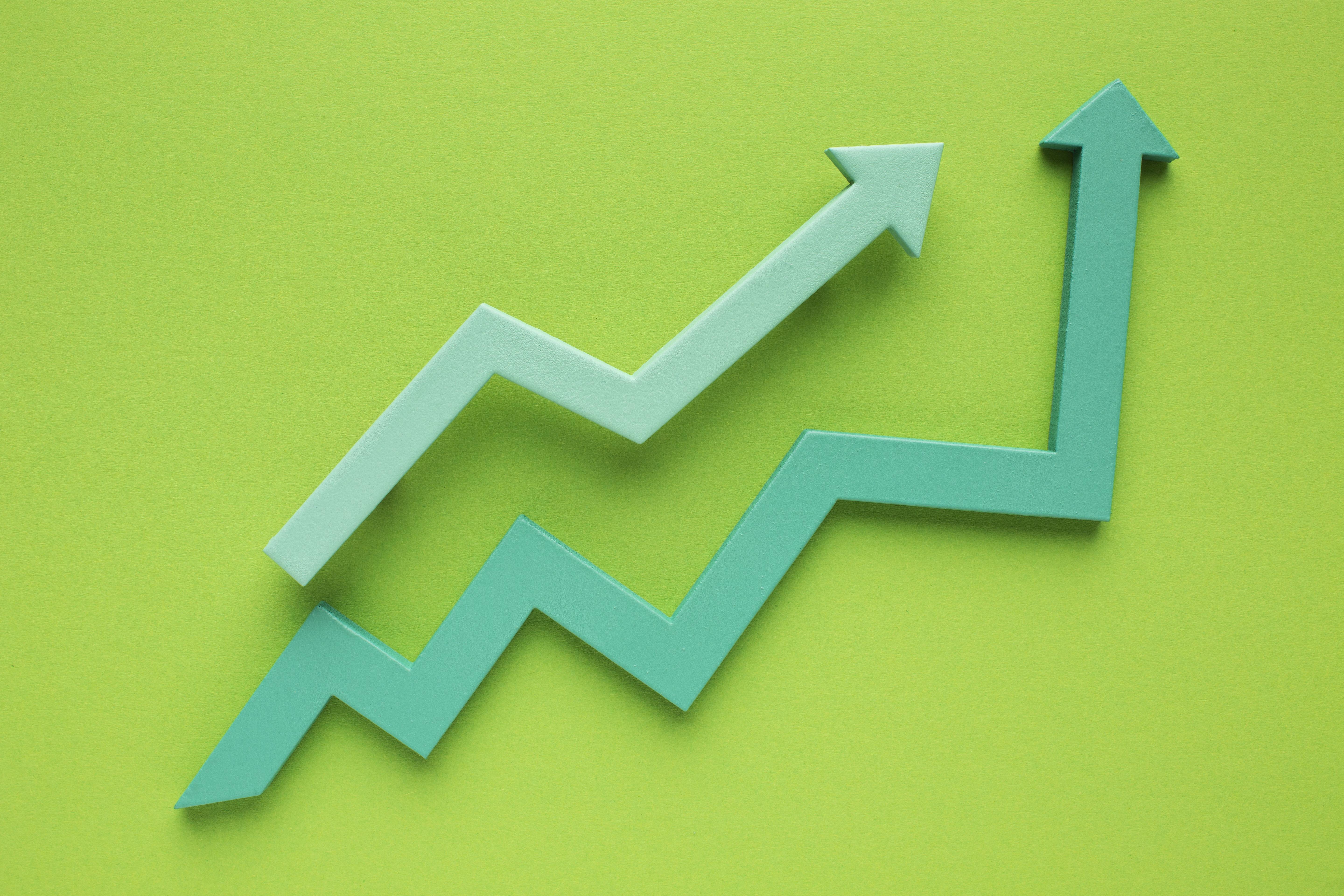 이자율 상승을 시각화한 그래프 &ndash; 2025년 청약저축 금리 인상 강조