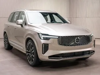 2025 볼보 XC90 가격표 정리 및 차량 사양 비교 안내_10