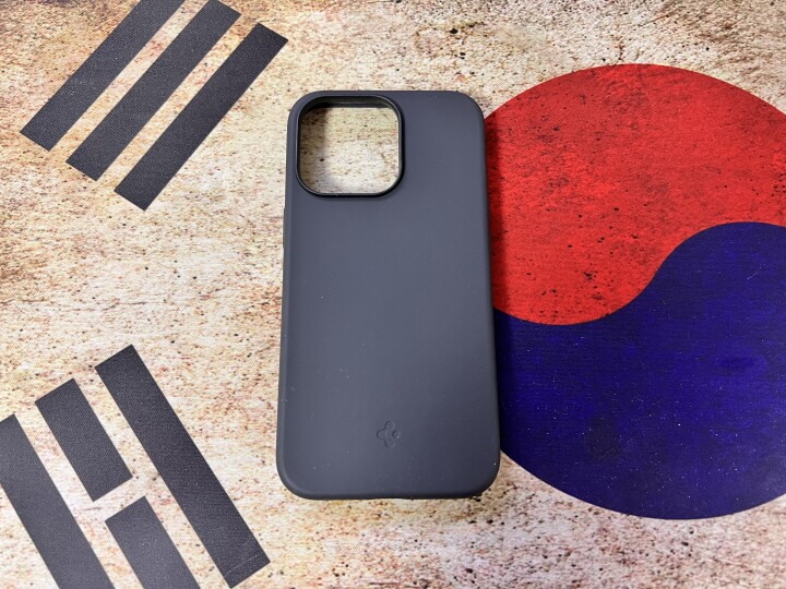 케이스 후면