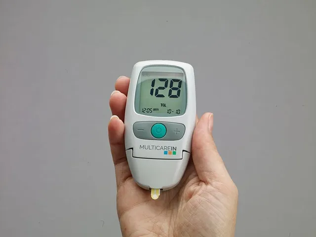 혈당측정기 선물 채혈기 시험지 보관통 간편성과 정확도를 모두 잡는 선택법_1