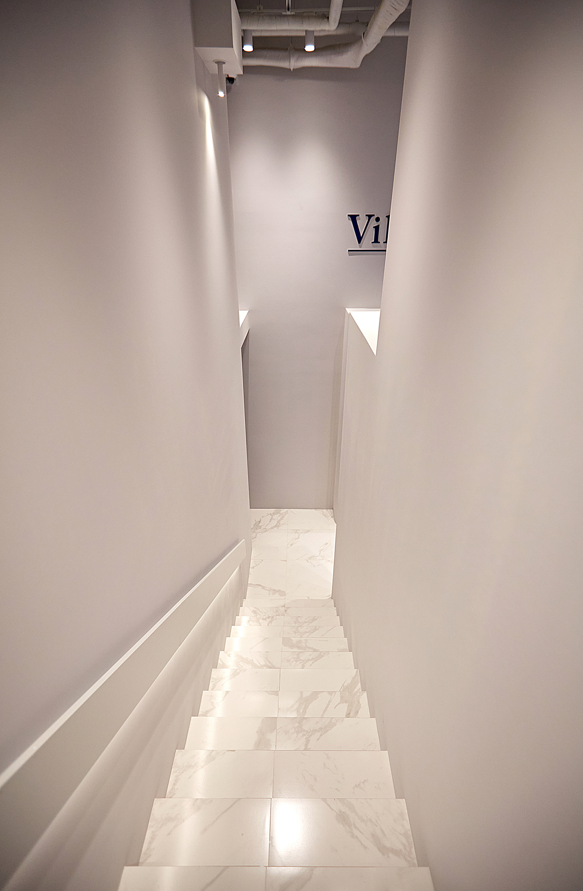 건물계단인테리어