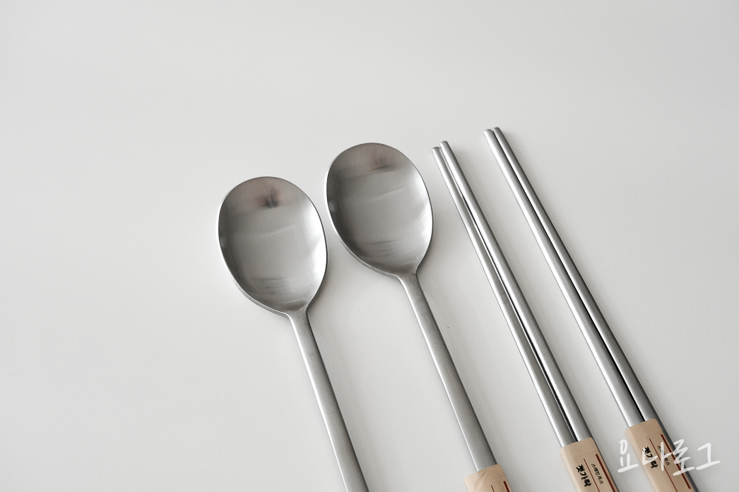 무인양품 무인양품젓가락 무인양품숟가락 무인양품주방용품 무인양품추천 무인양품추천템 내돈내산 무지 MUJI 무지주방용품 무지추천템 미니멀리스트 커트러리추천 無印良品