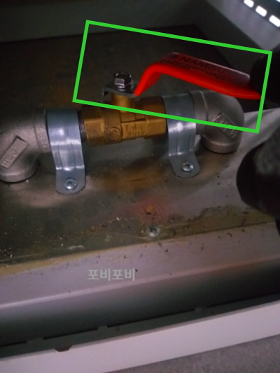 비상코크형 코크 이동 모습