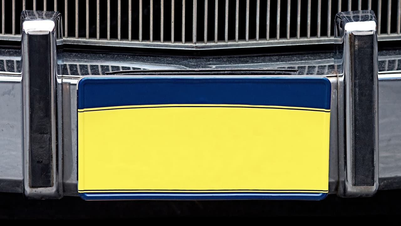 스포츠 기술 발명 사례 - 자전거, 테니스 라켓, 수영복, 스키, 축구공