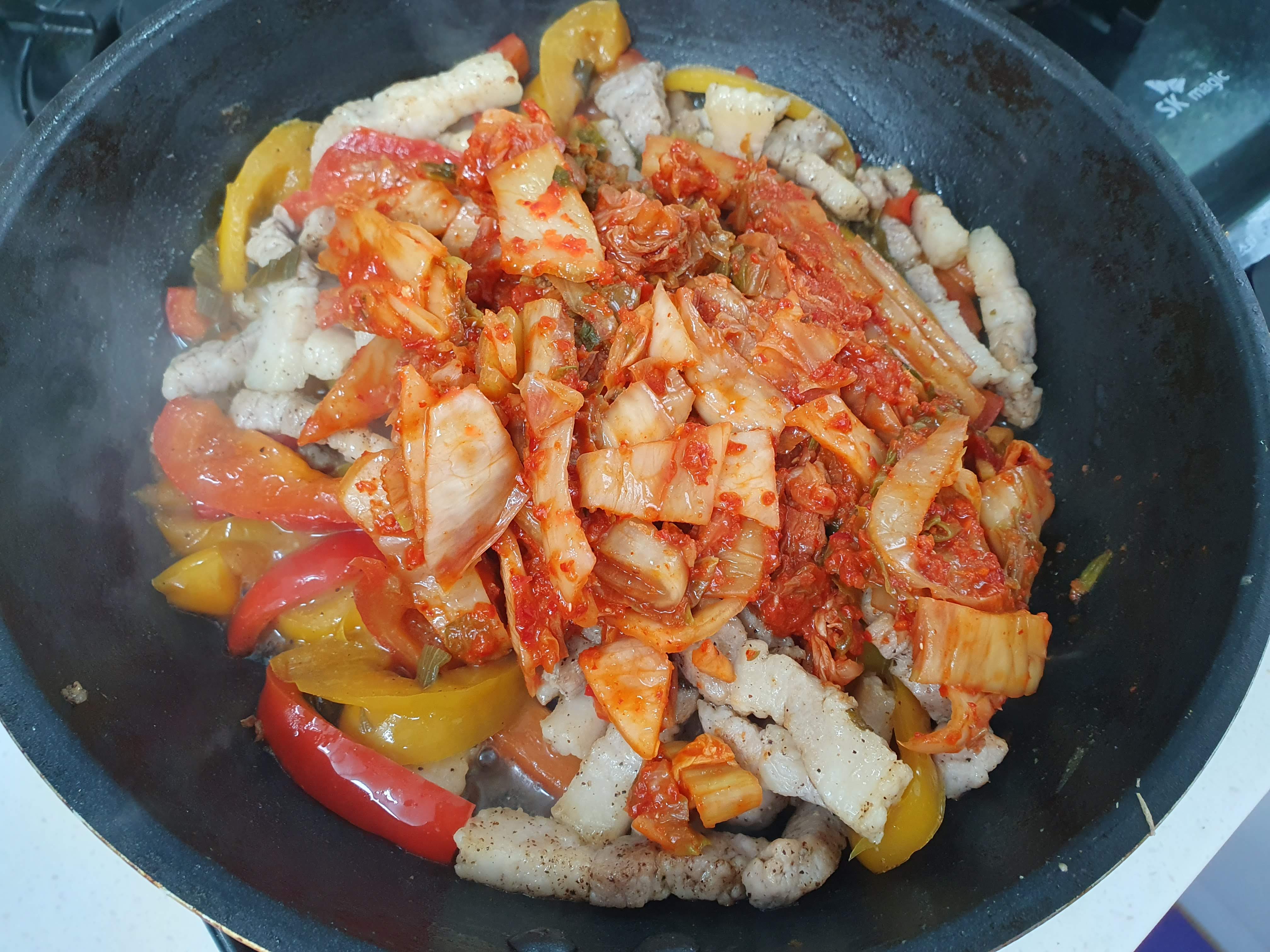 김치삼겹살볶음