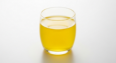 매실청으로 만든 청량한 음료