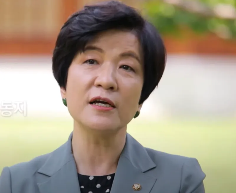 국회의원 인터뷰 사진18.webp