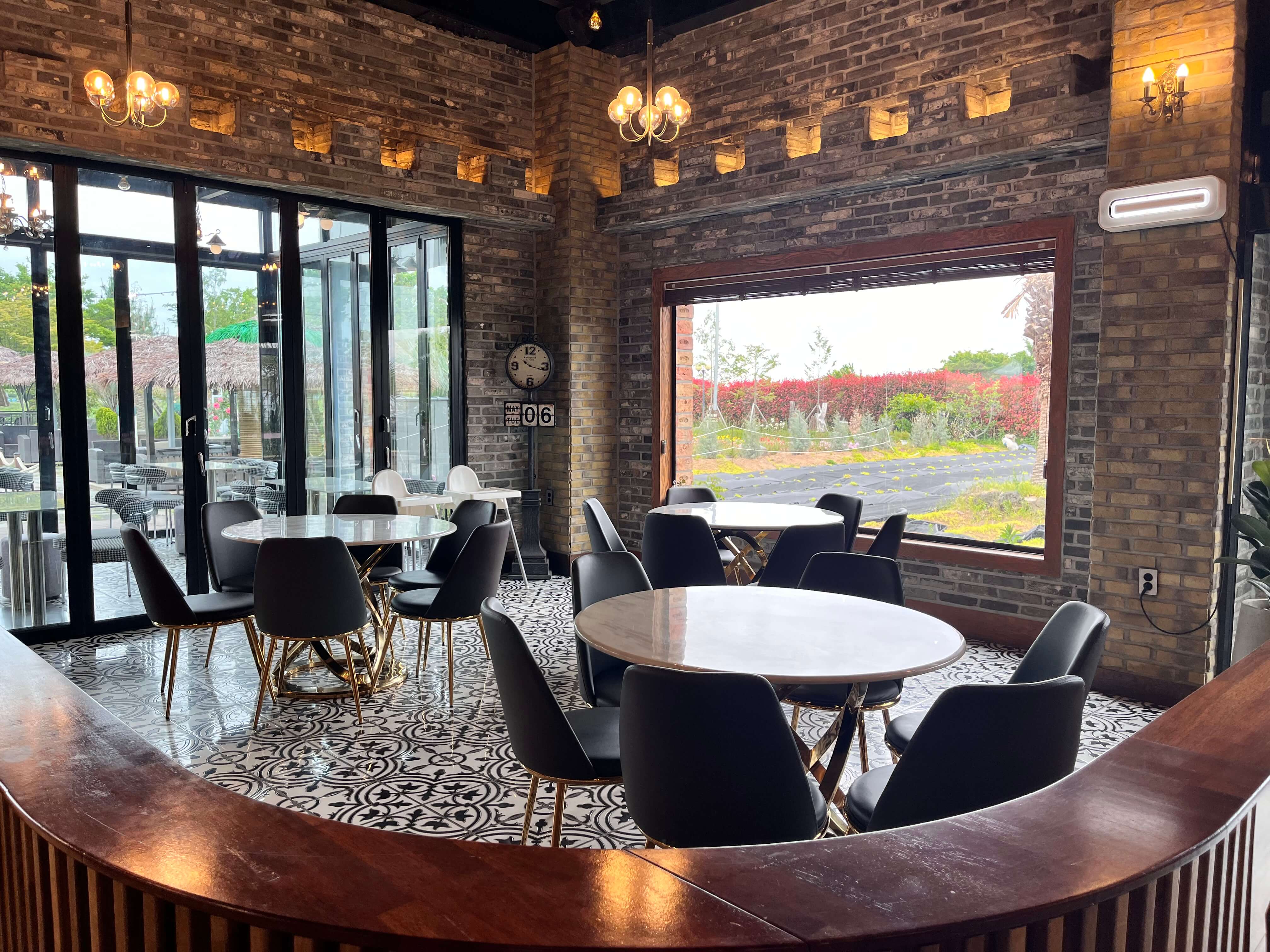 대형카페 비아조