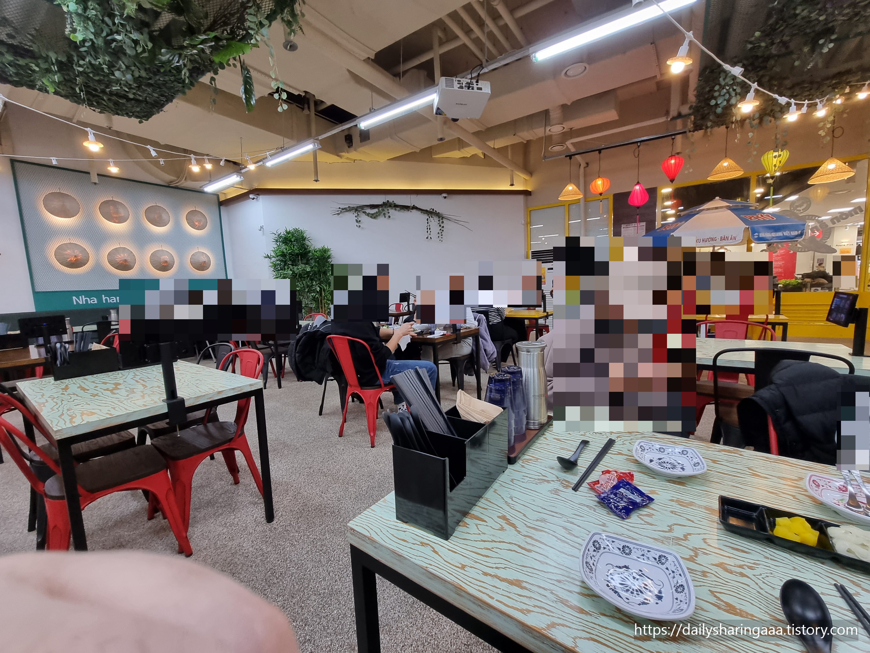 청라_베트남노상식당_내부2