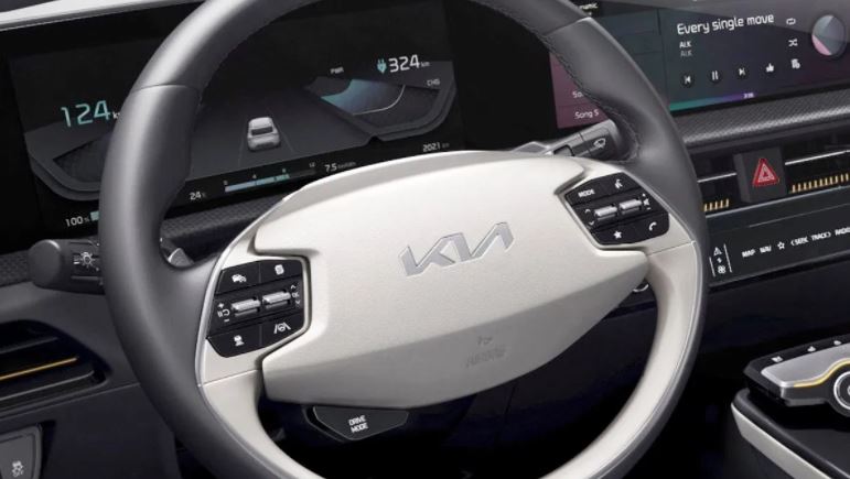 EV6 운전석