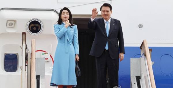 우크라이나 방문 및 캄보디아 사업 조사