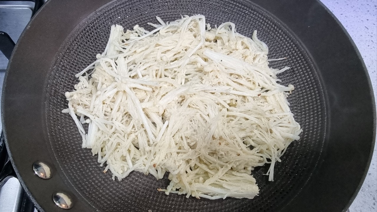 팽이버섯 계란전 만들기