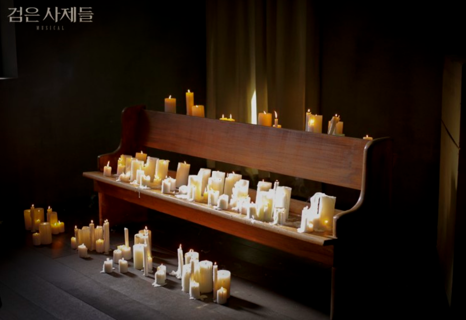 검은사제들 포스터2