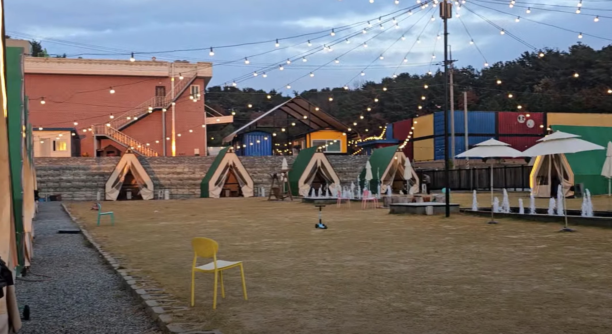 그랜드 바베큐장 전경