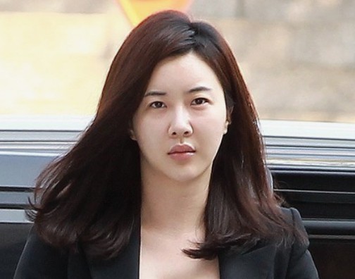 유흥업소출신 의혹받는 여자연예인 TOP 4