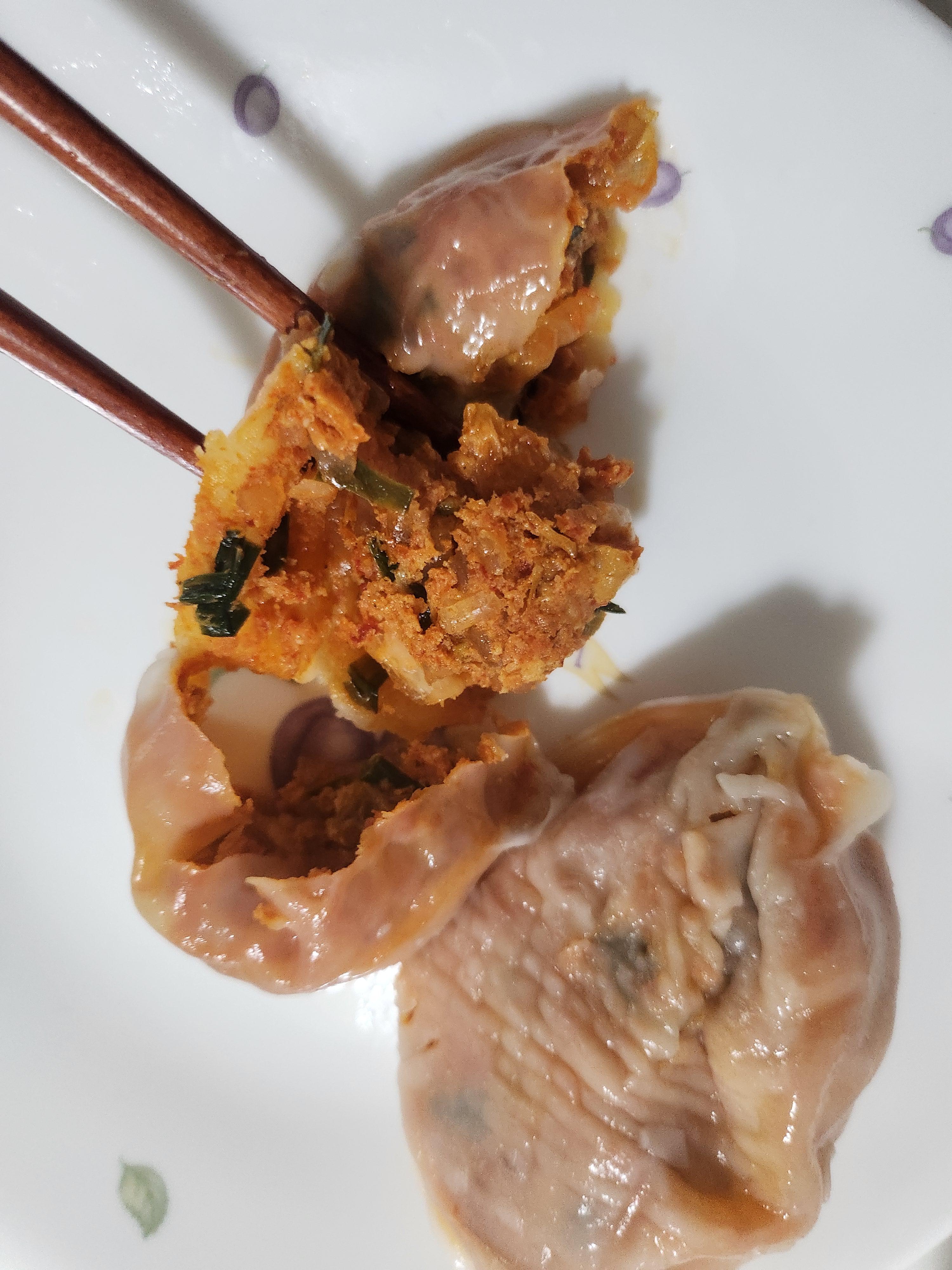 우아한-만두-매운만두-만두속