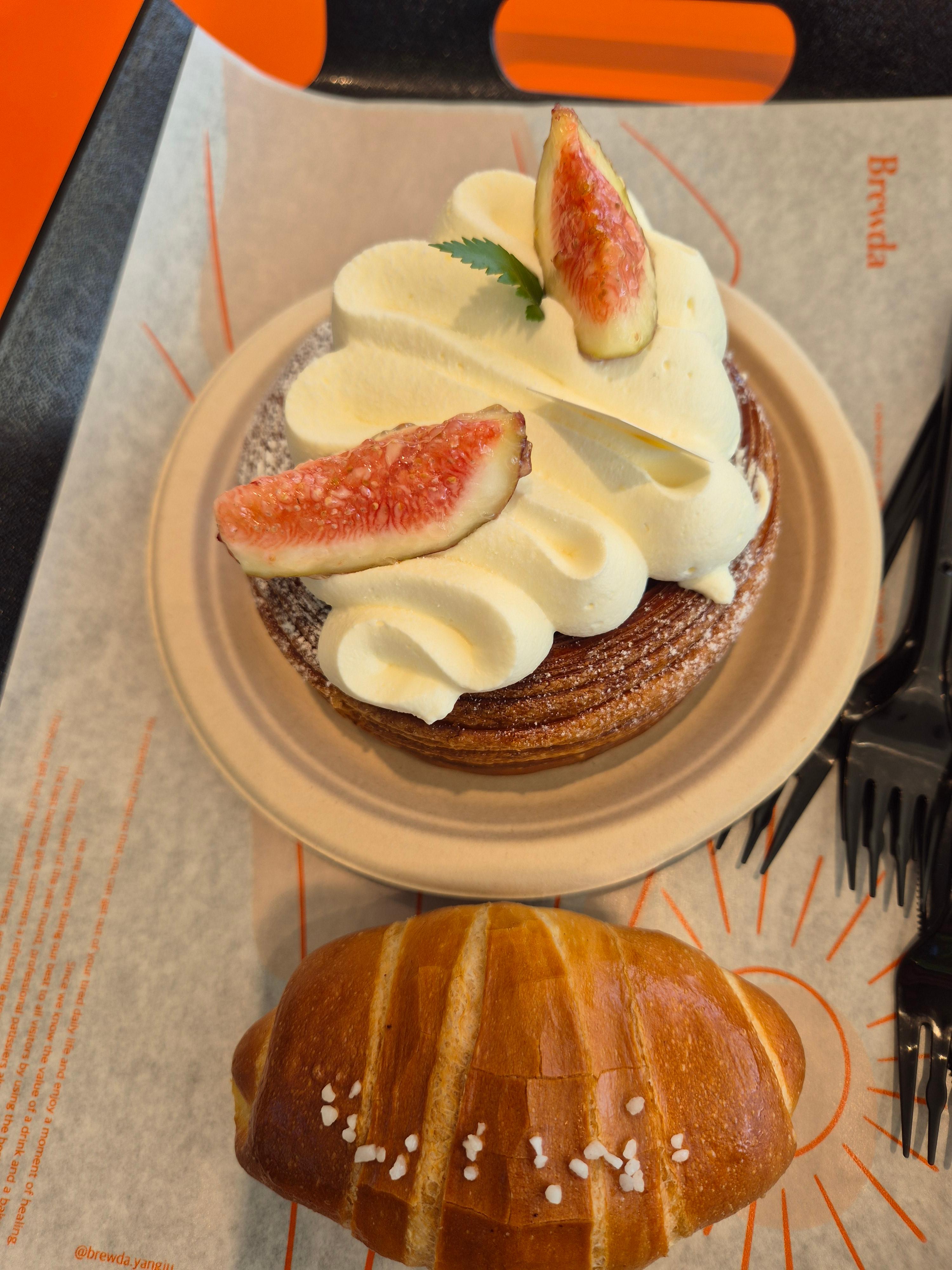 양주 기산저수지 카페 부르다 &ndash; 호수뷰 감성카페 데이트코스 추천&amp;#44; 베스트 메뉴까지