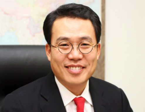 서수길 대표 프로필 나이 고향 학력 경력 평가