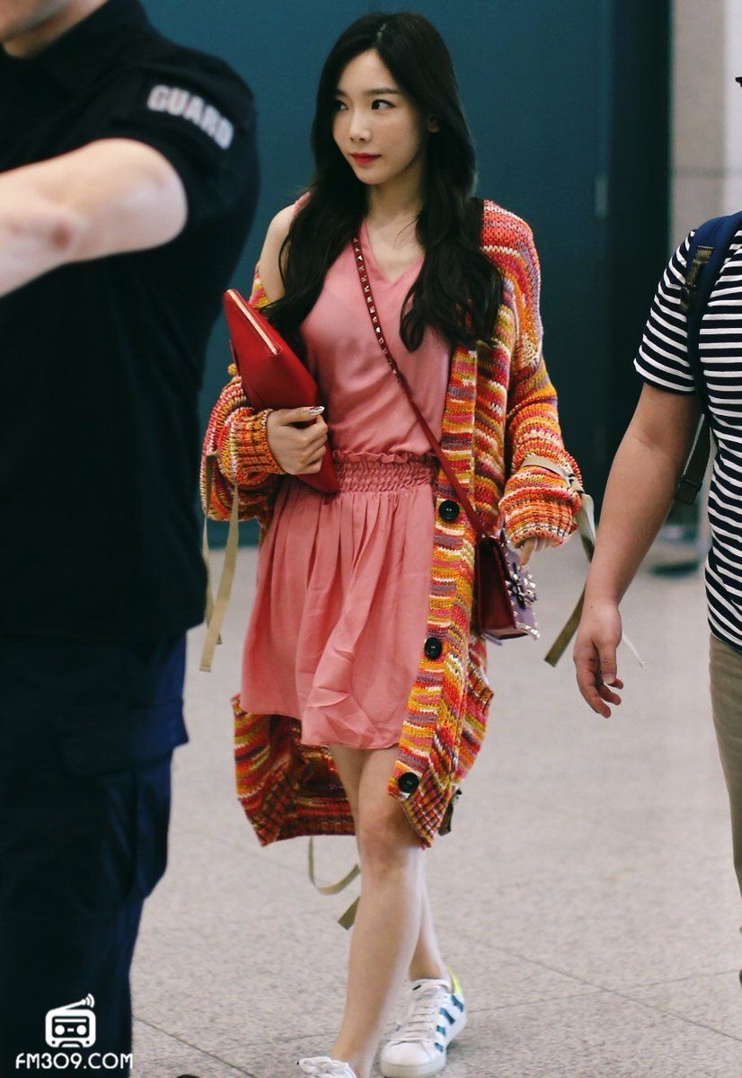 태연 공항패션 사진 태연 공항패션 사진