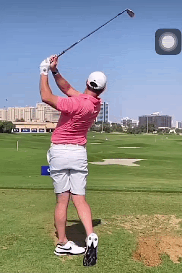 로리 맥길로이 아이언 스윙